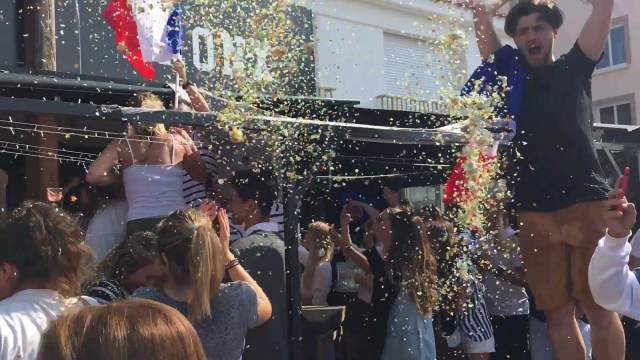 IMG_4081_Moment_Moment