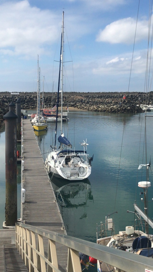 CED28F43-FB89-4FB6-B627-3F70E3E5FF39