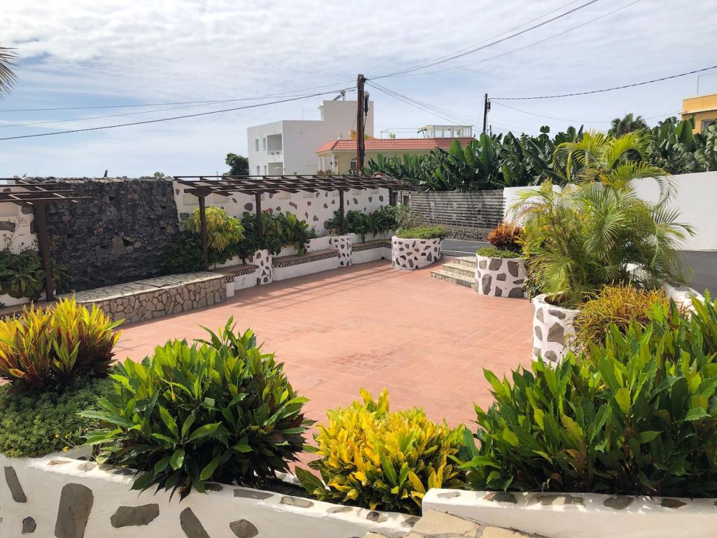 which was much nicer; here a Plaza in San Borondón