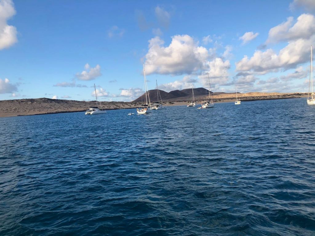 arriving at the anchorage Playa Francesa 